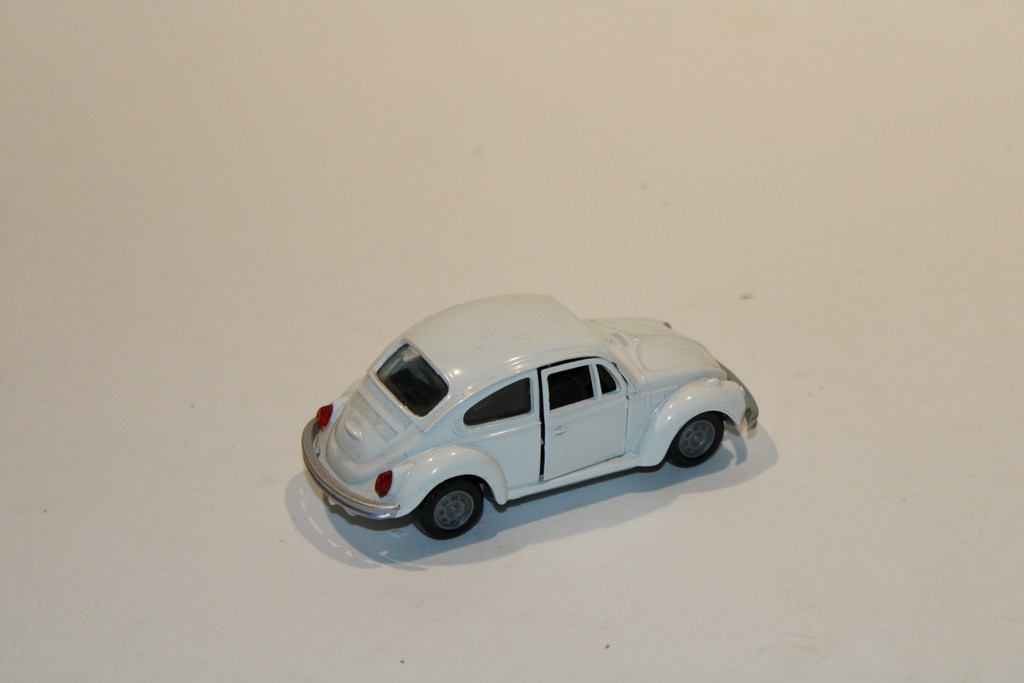 VOLKSWAGEN COCCINELLE BLANCHE 1970 GAMA 1/43°