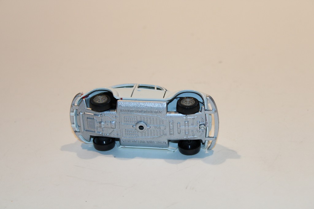 VOLKSWAGEN COCCINELLE BLANCHE 1970 GAMA 1/43°