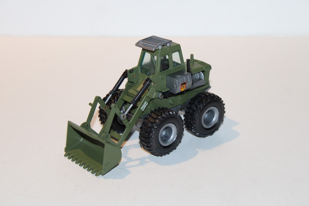 DEUTZ-RADSCHAUFFER 1975 GAMA 1/43°
