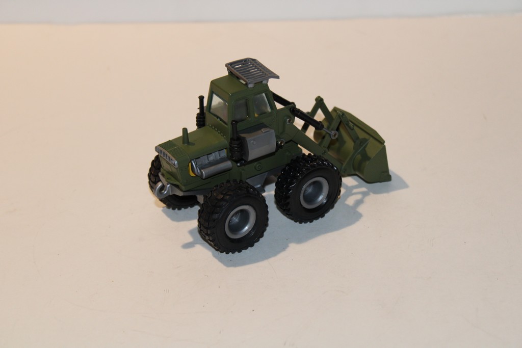 DEUTZ-RADSCHAUFFER 1975 GAMA 1/43°