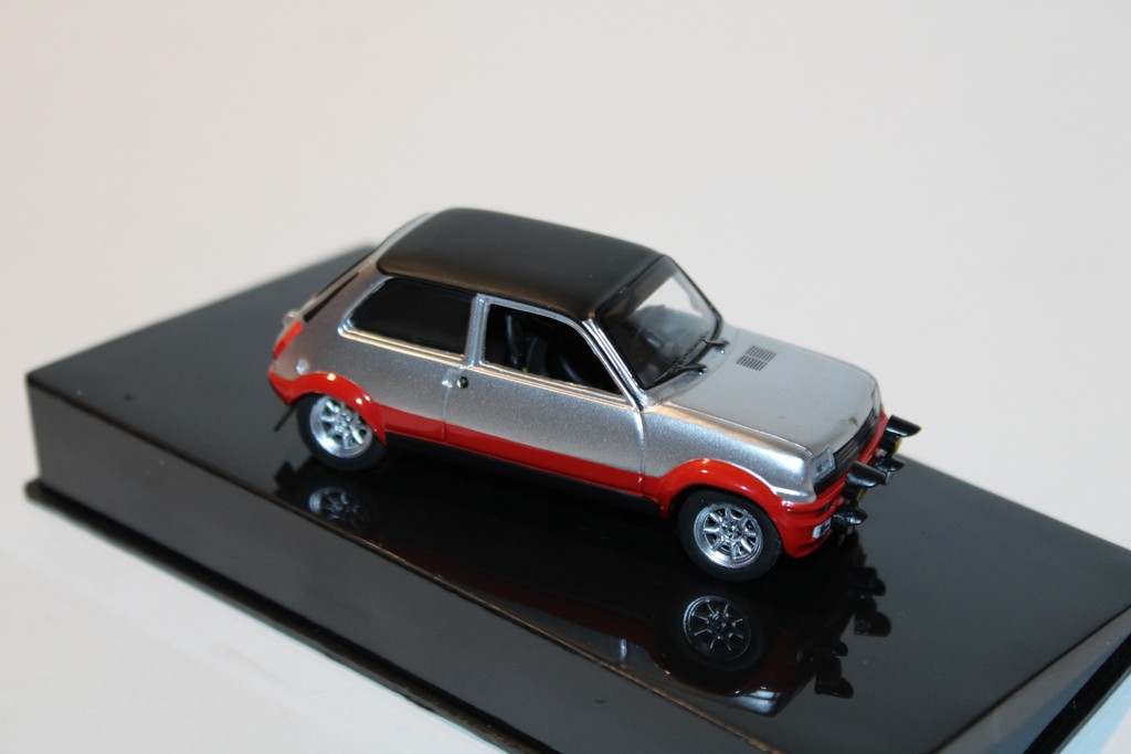 RENAULT 5 ALPINE Gr.2 1978 IXO 1/43°