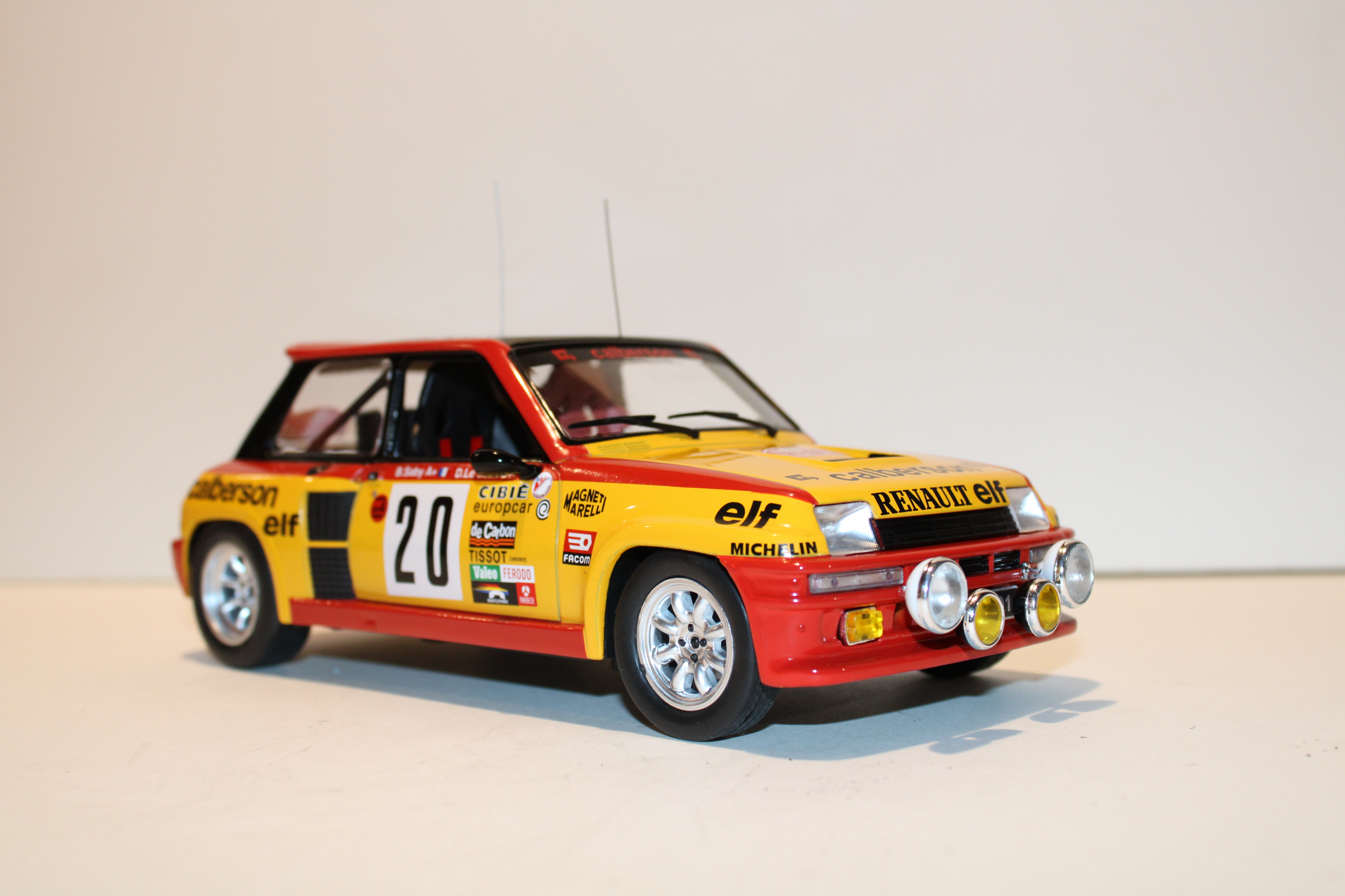 RENAULT 5 TURBO #20 RALLY MONTE-CARLO 1981 IXO 1/18°