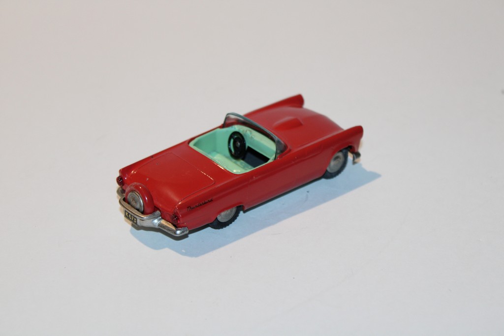 FORD THUNDERBIRD CABRIOLET ROUGE 1955 TEKNO 1/43°