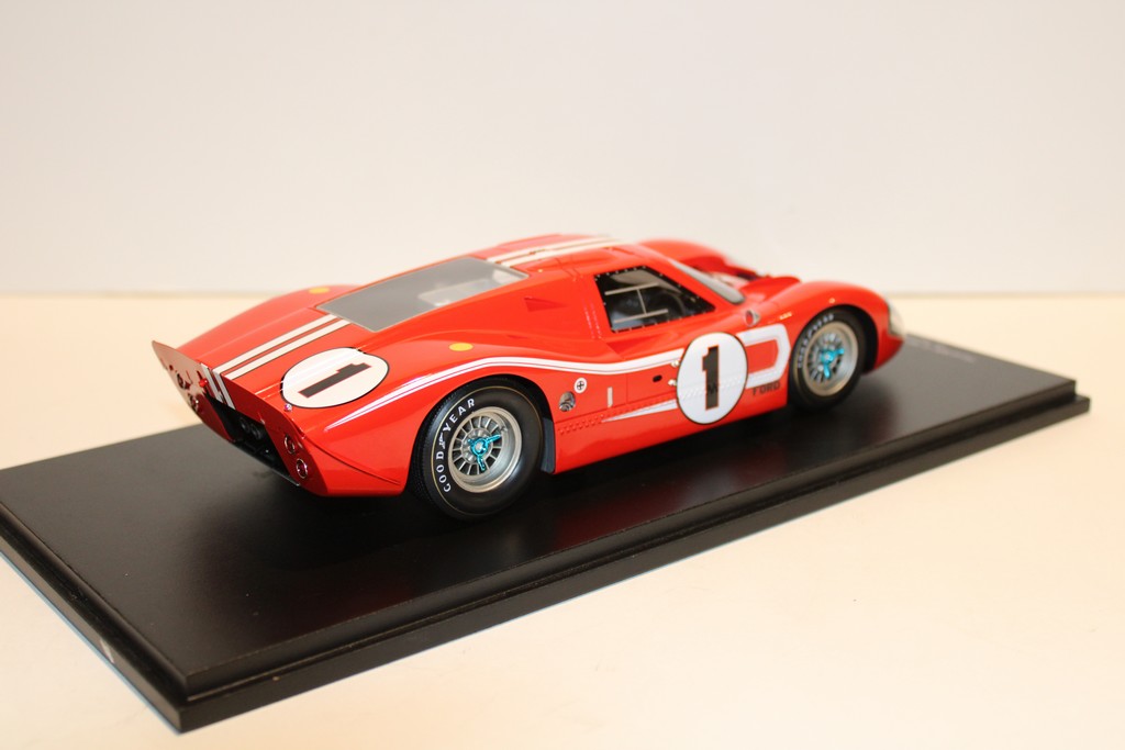 FORD GT 40 MK IV #1 WINNER 24H LE MANS D.GURNEY-A.J.FOYT 1967 SPARK 1/18°