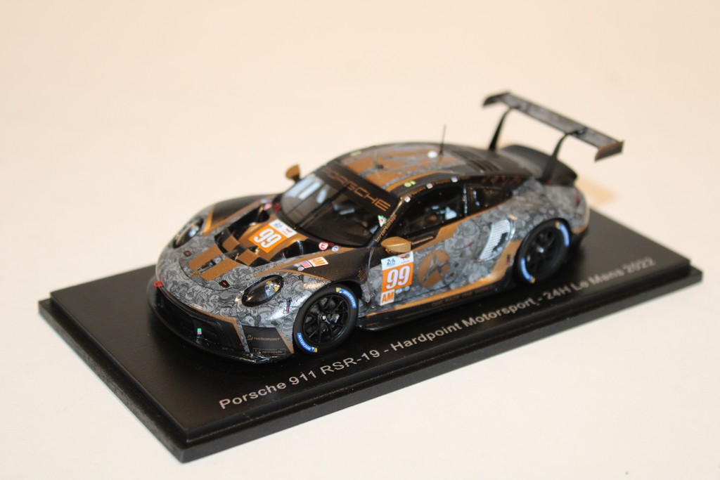PORSCHE 911 RSR-19 N°99 24H LE MANS 2022 A.HARYANTO-A.PICARIELLO-M.RUMP SPARK 1/43°