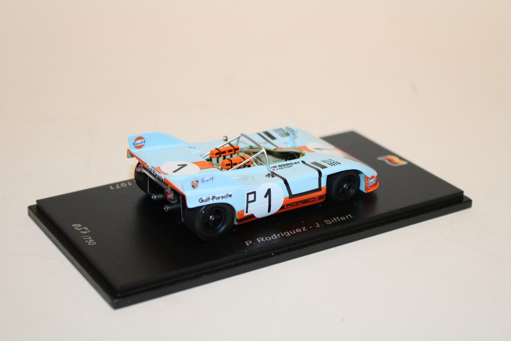 PORSCHE 908-3 N°1 2ème 1000KM NURBURGRING 1971 P.RODRIGUEZ-J.SIFFERT SPARK 1/43°