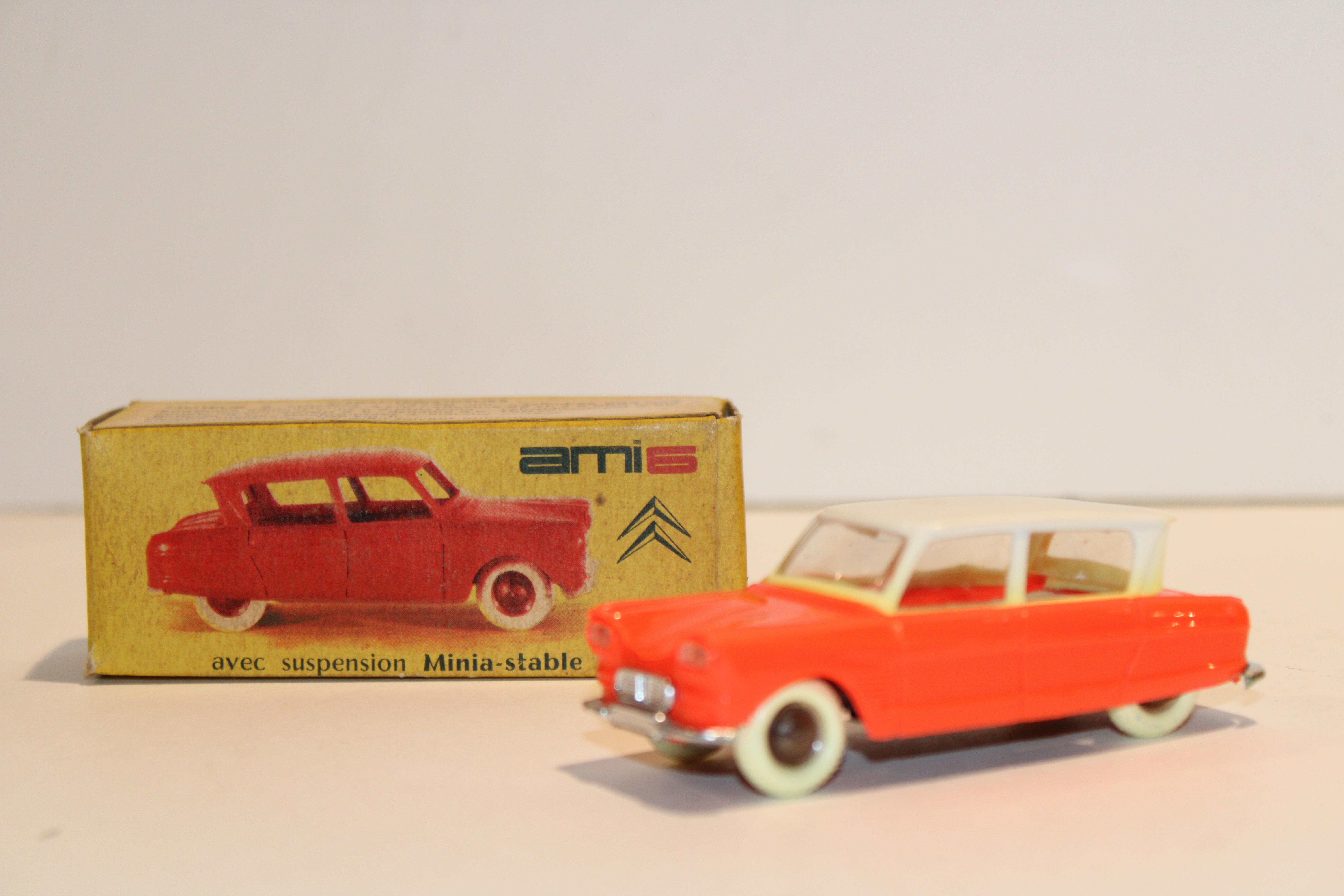 CITROEN AMI 6 ORANGE/BLANC 1968 MINIALUXE 1/43°