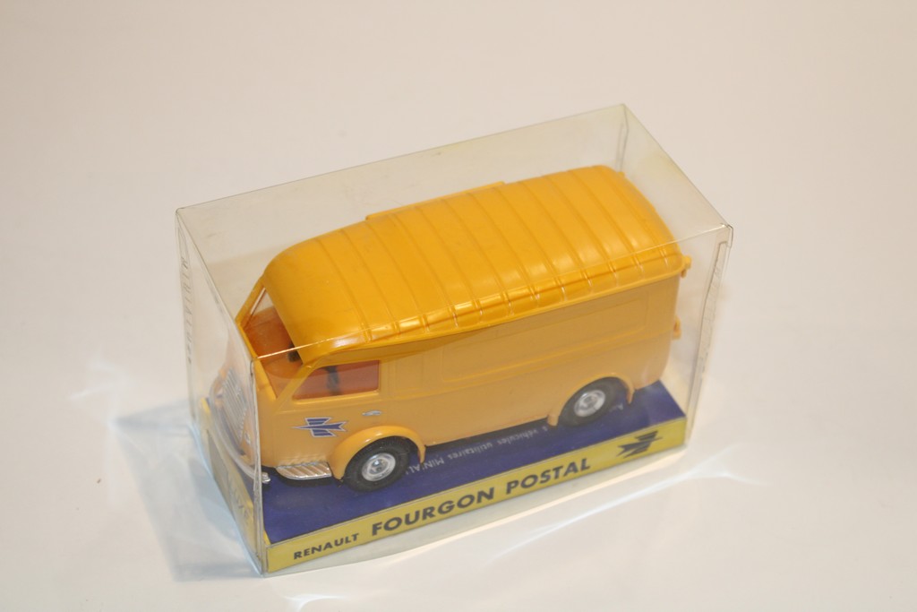 RENAULT FOURGON POSTAL MINIALUXE 1/32°