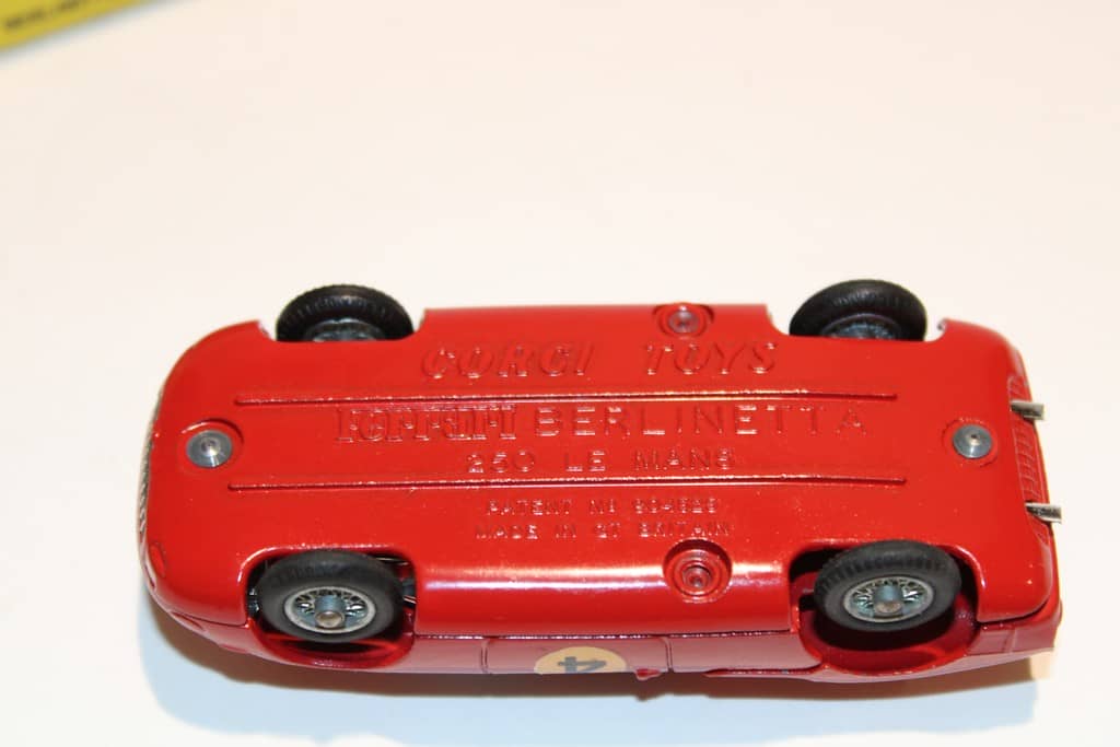 Miniature Corgi Ferrari Berlinetta 250 Le Mans 1/43, Avec Boîte Et Notice