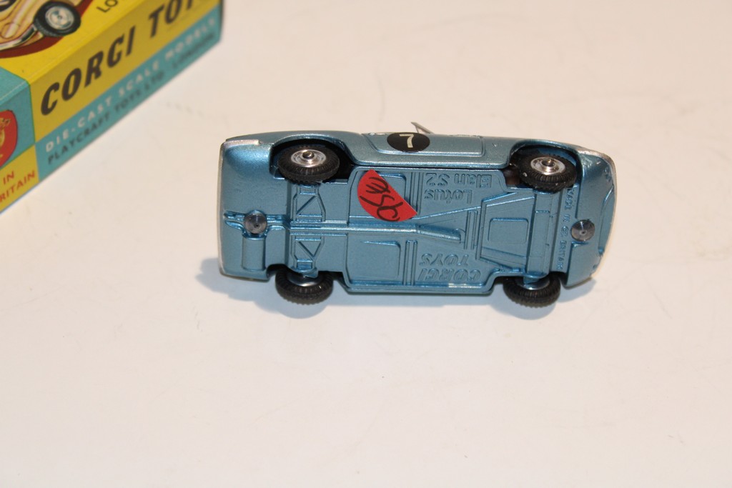 LOTUS ELAN BLEU 1965 CORGI 1/43°