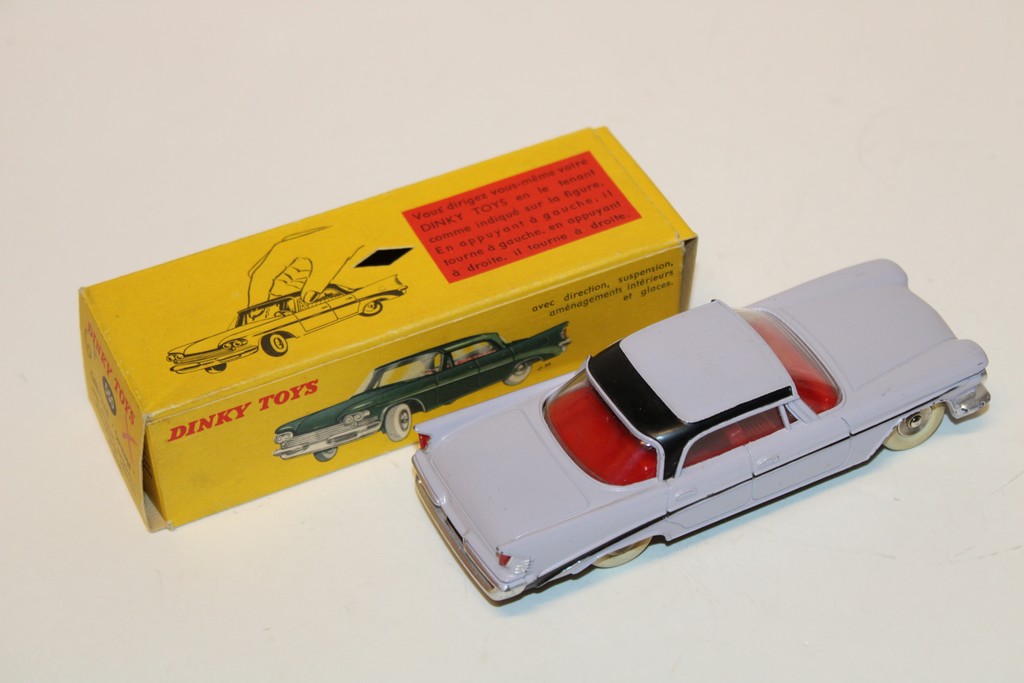 CHRYSLER SARATOGA LAVANDE 1958 DINKY TOYS 1/43°