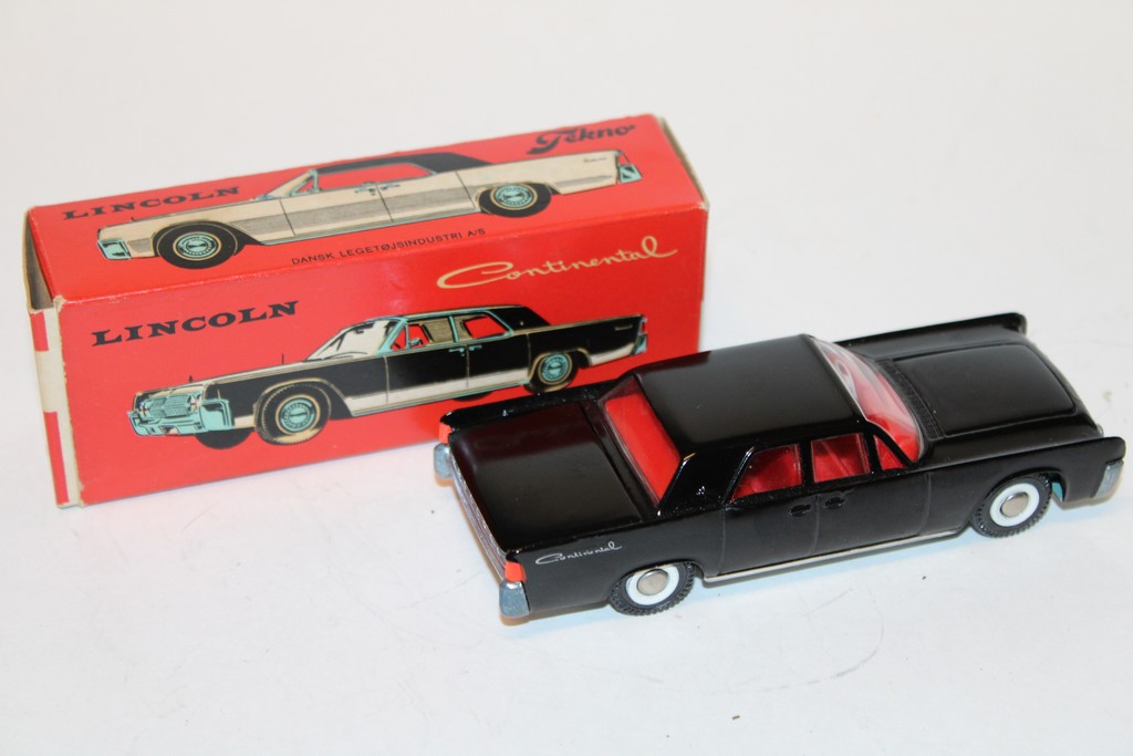 LINCOLN CONTINENTAL NOIR 1965 TEKNO 1/43°