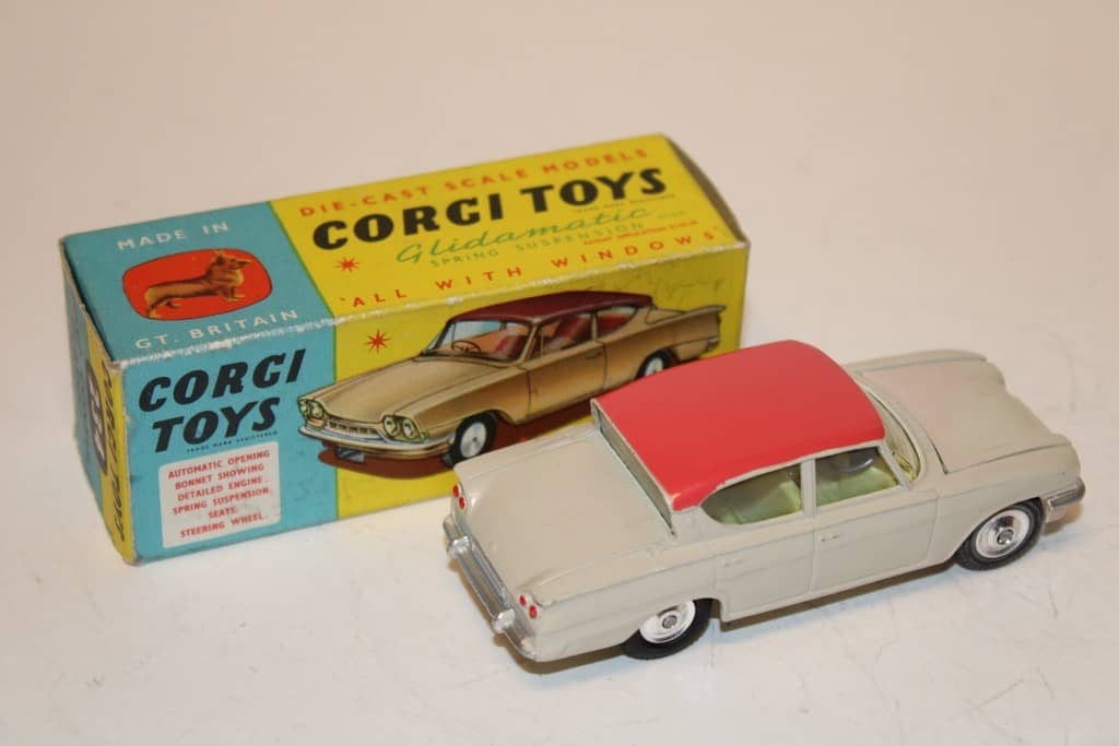 FORD CONSUL CLASSIC BEIGE 1960 CORGI 1/43°