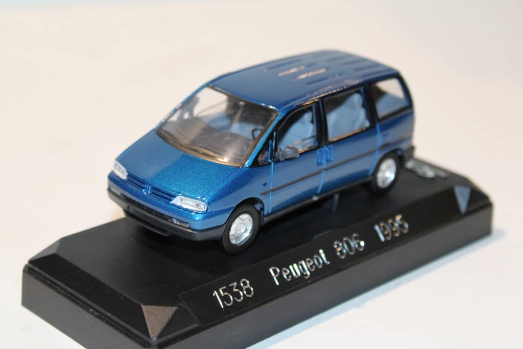 Solido 1/43 Peugeot 806 Police – Minivan Diecast Crème (Verem)
