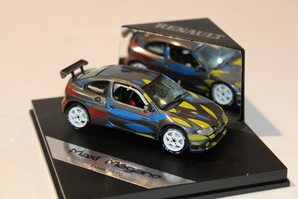 RENAULT MAXI MEGANE VITESSE 1/43°