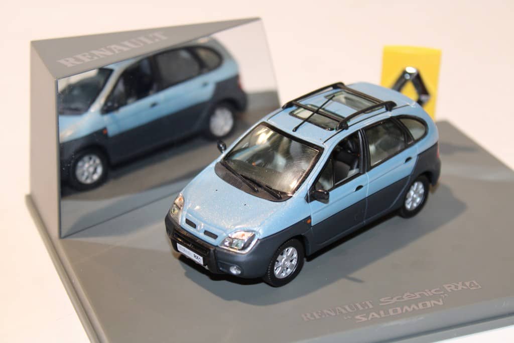 Renault Scénic RX4 2.0 16V - Universal Hobbies - 1:43 (D'occasion) à