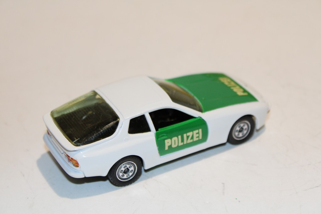 PORSCHE 944 S1 POLIZEI 1983 SOLIDO 1/43°