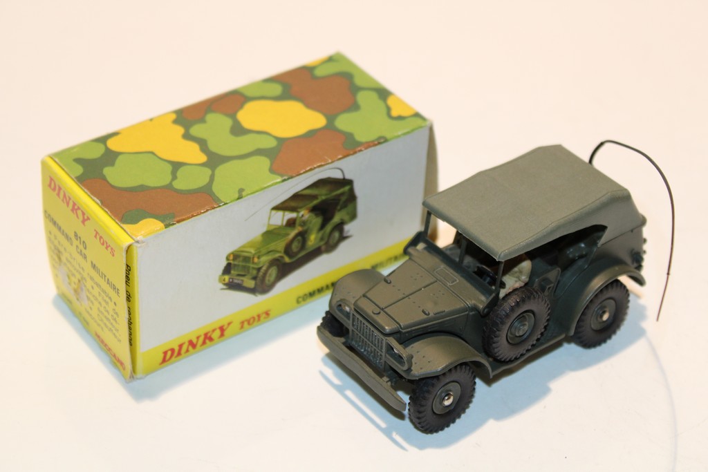 DODGE COMMAND CAR MILITAIRE 1960 DINKY TOYS 1/43°