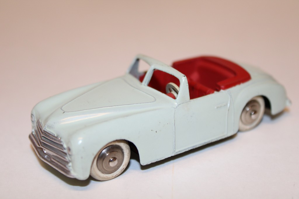 SIMCA 8 SPORT VERT PASTEL 1950 DINKY TOYS 1/43°