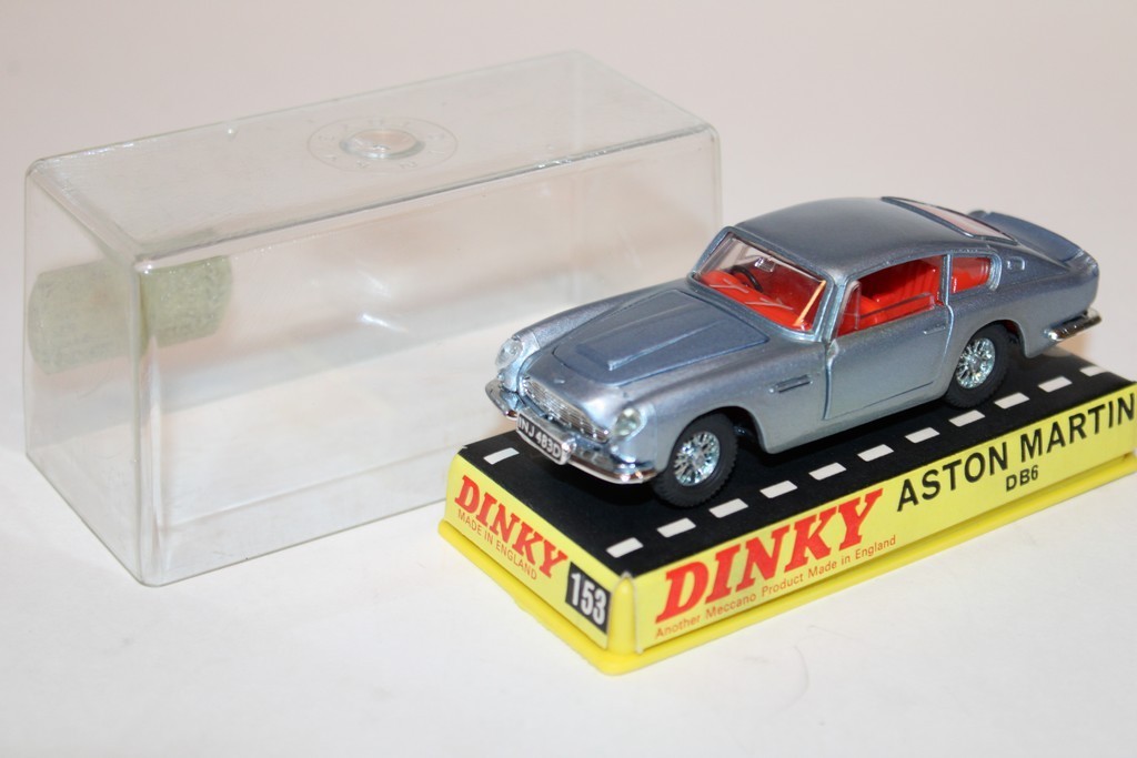ASTON MARTIN DB6 GRIS 1963 DINKY TOYS 1/43°