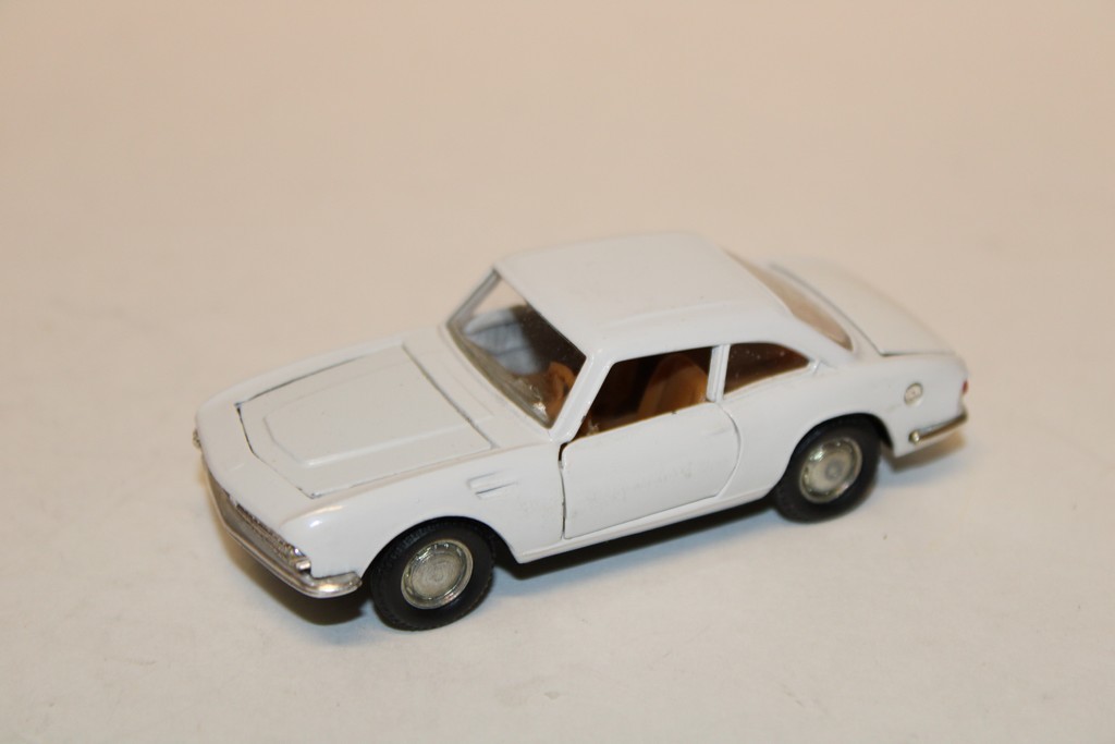 FIAT 1200 S COUPE BLANC 1965 POLITOYS 1/43°