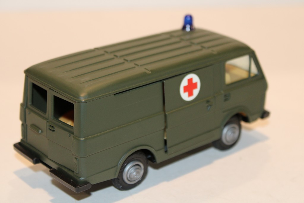 VOLKSWAGEN LT 35 1970 GAMA 1/36°