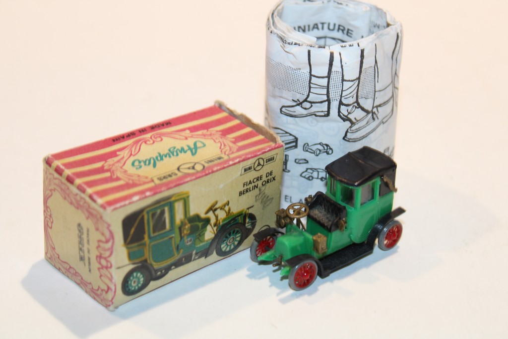 FIACRE DE BERLIN 1907 MINI CAR 1/87°