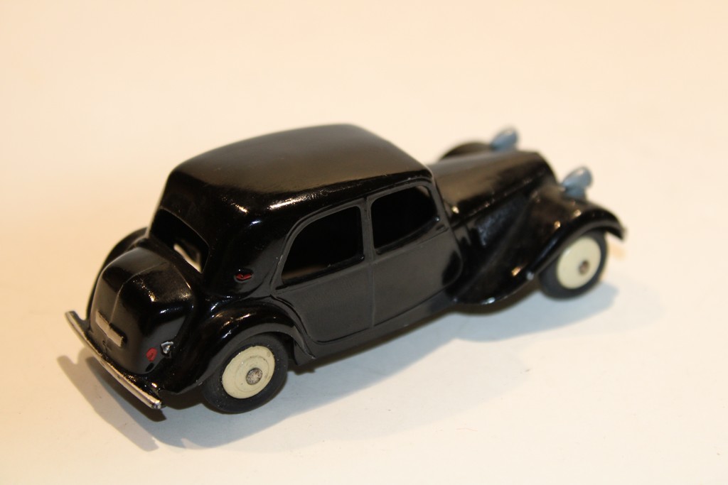 CITROEN TRACTION 11BL NOIR 1940 DINKY TOYS 1/43°