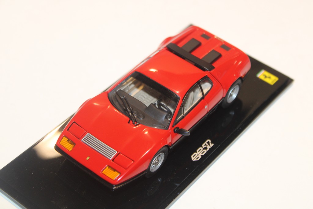 FERRARI 512BB ROUGE KYOSHO 1/43°