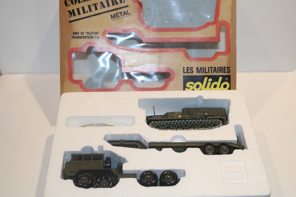 COFFRET MILITAIRE AMX 30 PLUTON & TRANSPORTEUR T12 1980 SOLIDO 1/50°