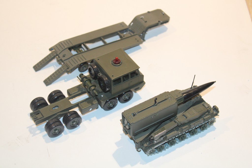 COFFRET MILITAIRE AMX 30 PLUTON & TRANSPORTEUR T12 1980 SOLIDO 1/50°