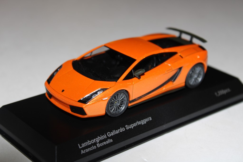LAMBORGHINI GALLARDO SUPERLEGGERA ORANGE KYOSHO 1/43°