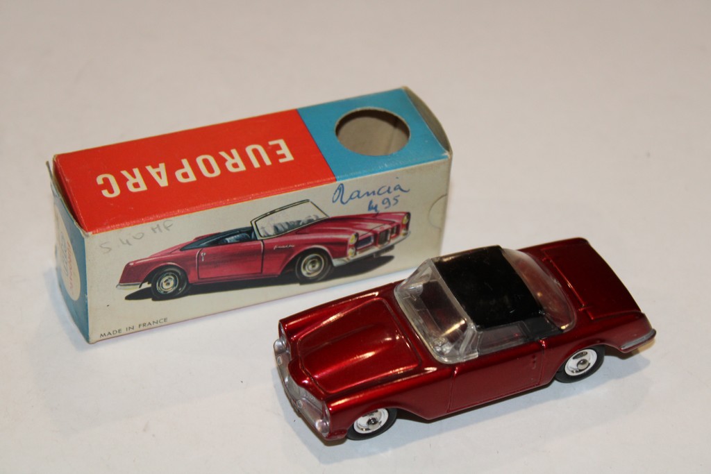 FACEL VEGA FACELIA ROUGE 1963 CIJ 1/43°