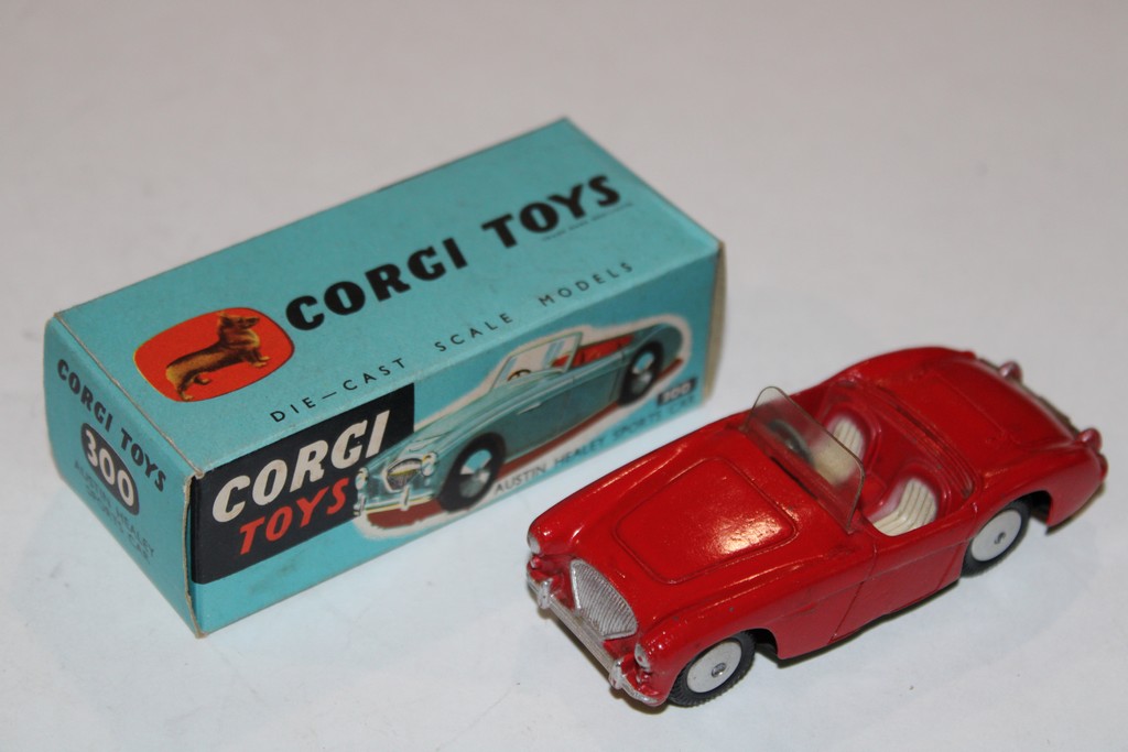 AUSTIN-HEALEY 3000 MKIII ROUGE 1958 CORGI 1/43°