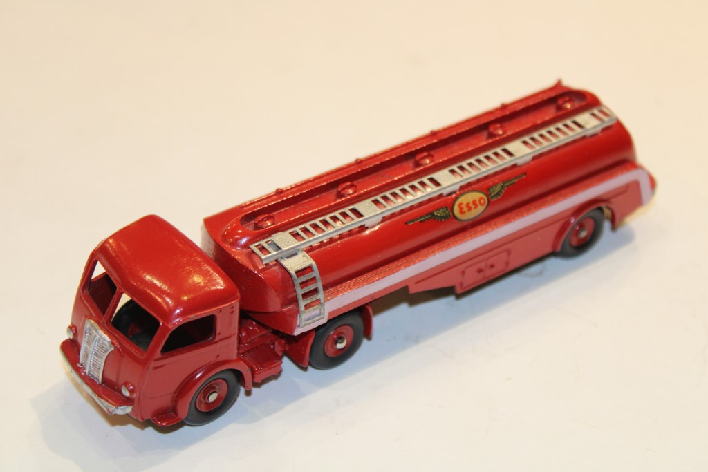 PANHARD TITAN ESSO 1955 DINKY TOYS 1/55°