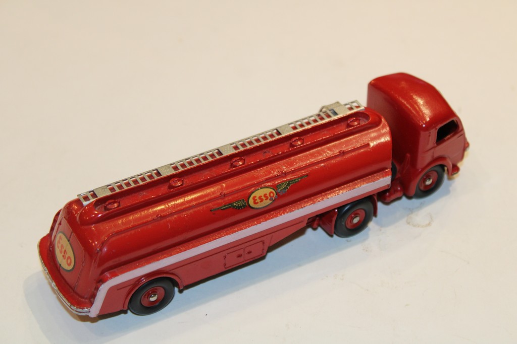 PANHARD TITAN ESSO 1955 DINKY TOYS 1/55°