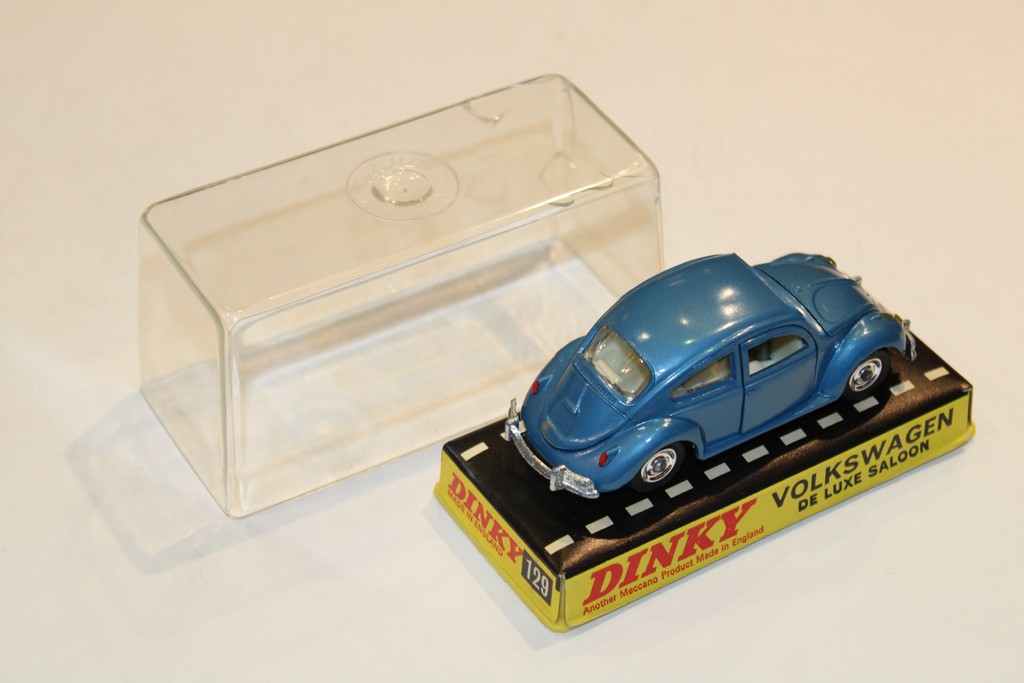 VOLKSWAGEN COCCINELLE DE LUXE SALOON BLEU 1965 DINKY TOYS 1/43°