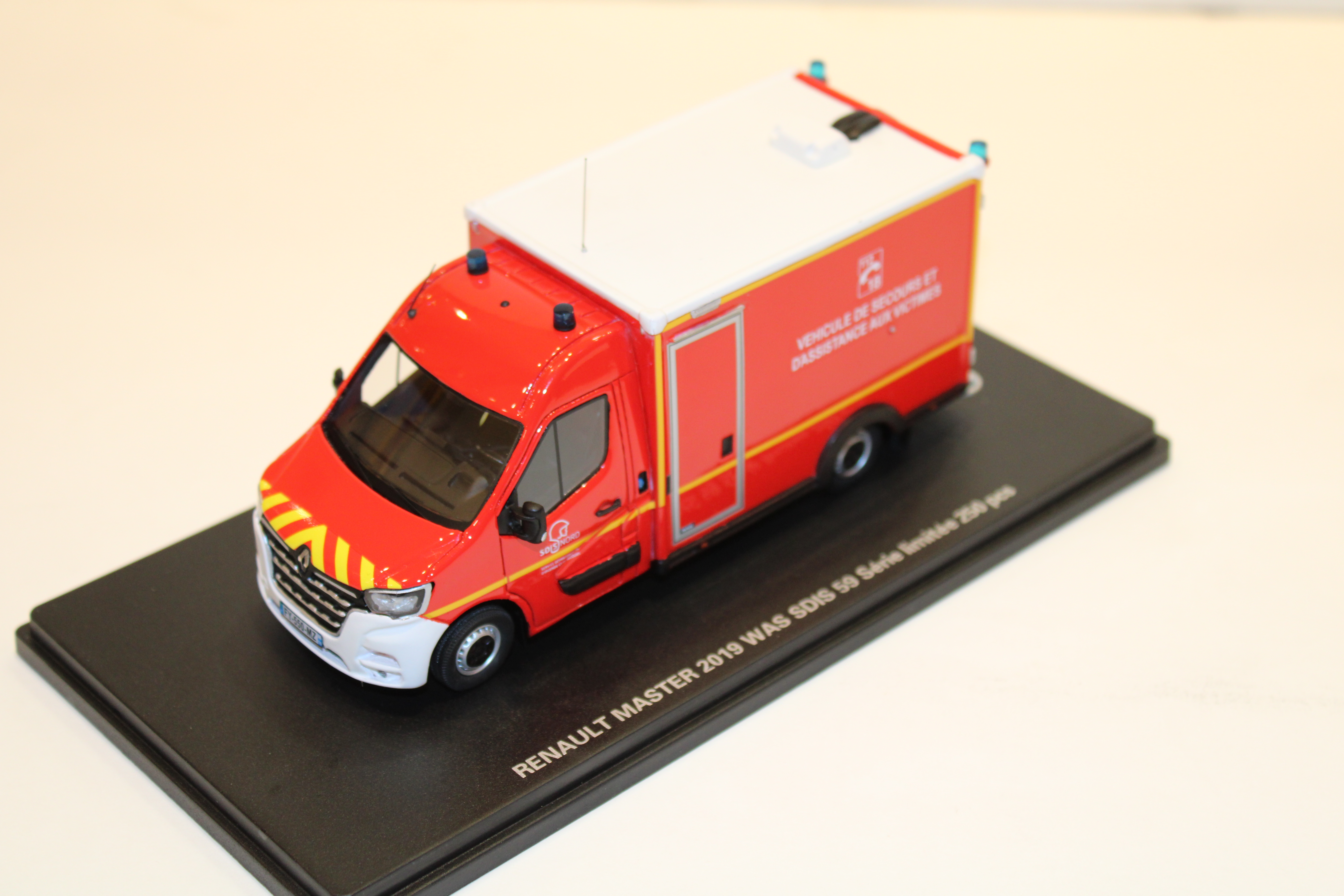 RENAULT MASTER 2019 WAS VSAV SDIS "59 - NORD" ALERTE 1/43°