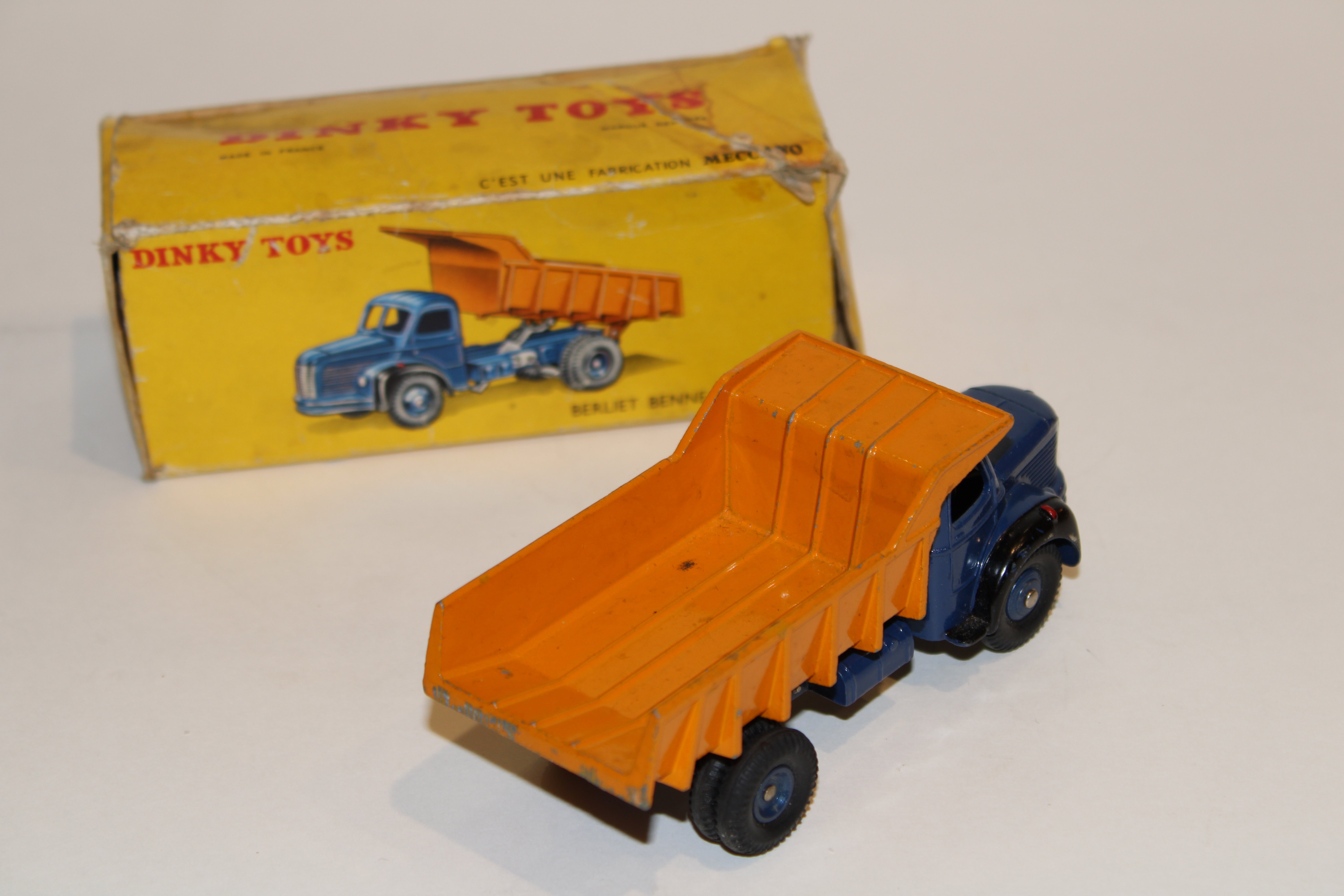 BERLIET BENNE CARRIERES DINKY TOYS 1/43°