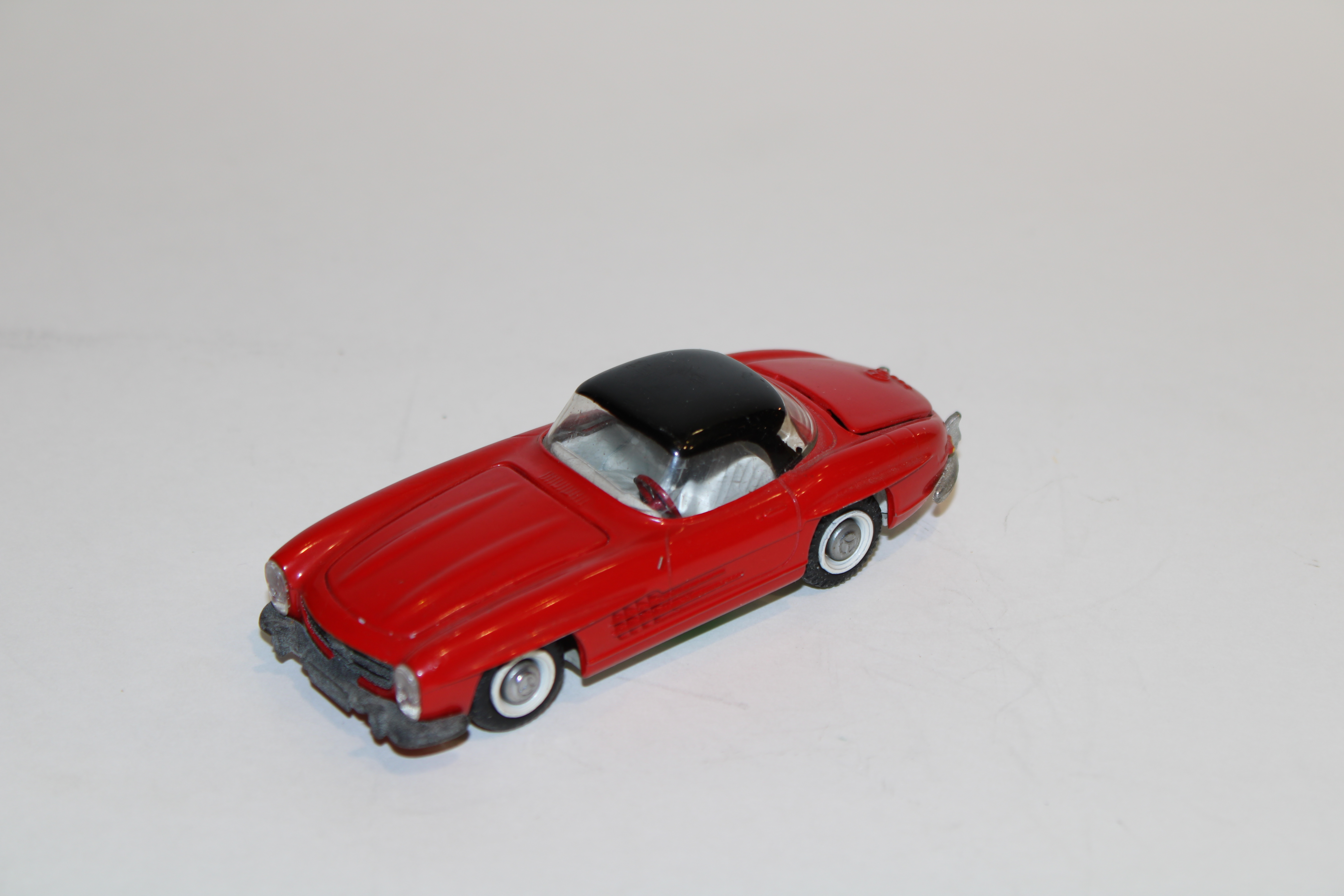 MERCEDES 300 SL ROUGE TOIT NOIR TEKNO DENMARK 1/43°