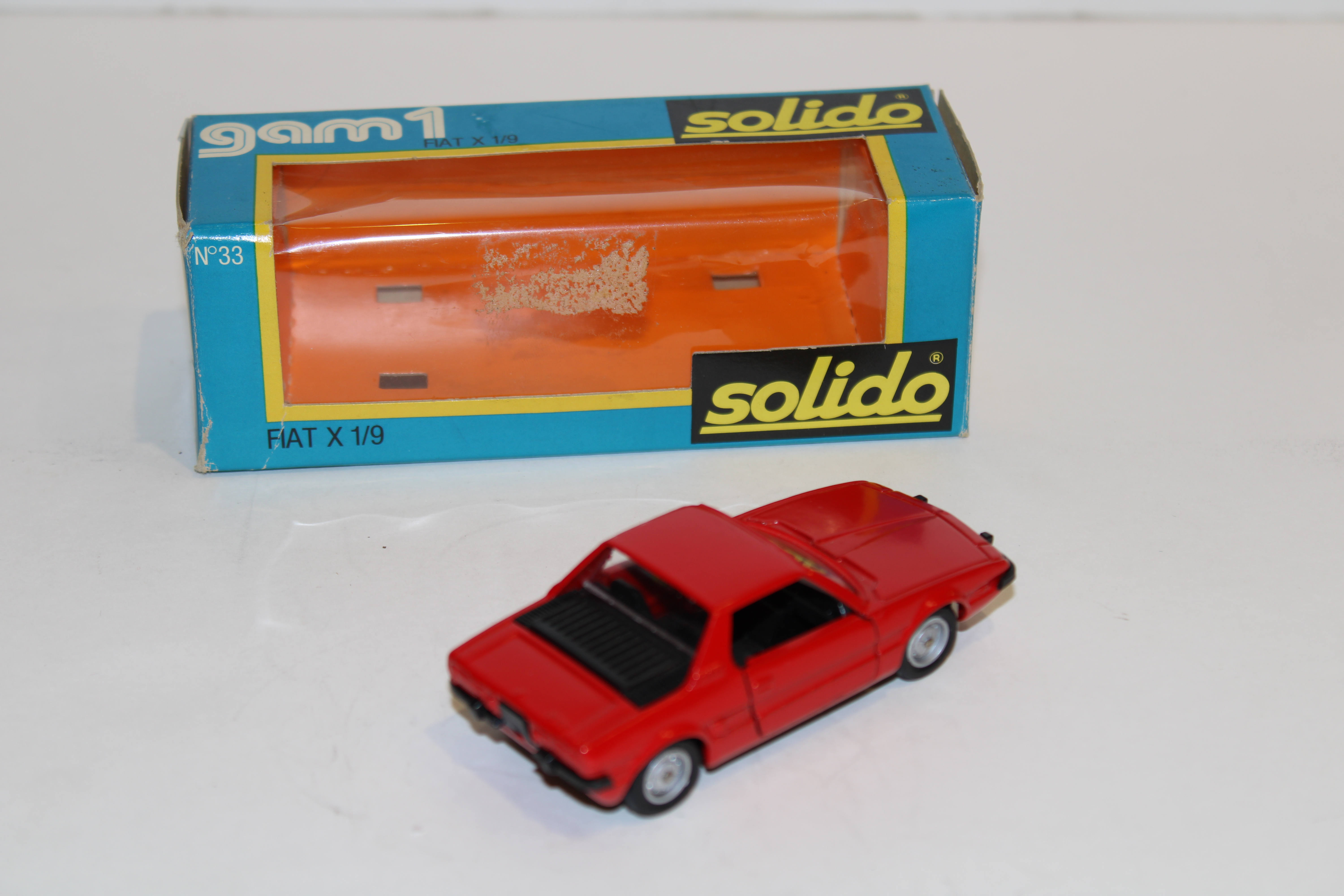 FIAT X1/9 ROUGE SOLIDO 1/43°