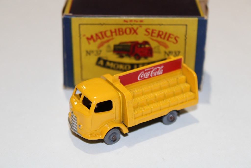 KARRIER BANTAM 2 TON COCA COLA MATCHBOX 1/64°