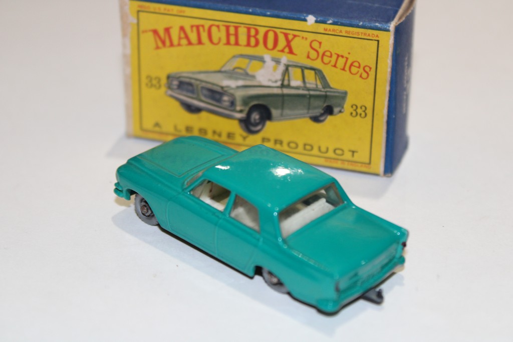 MATCHBOX 　No.33 FORD ZEPHYR Ⅲ FORD ZEPHYR III MATCHBOX 1/64°