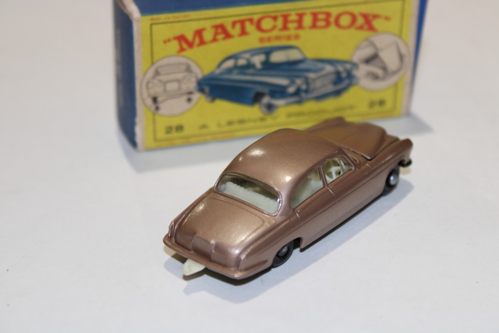 JAGUAR MKI0 MATCHBOX 1/64°