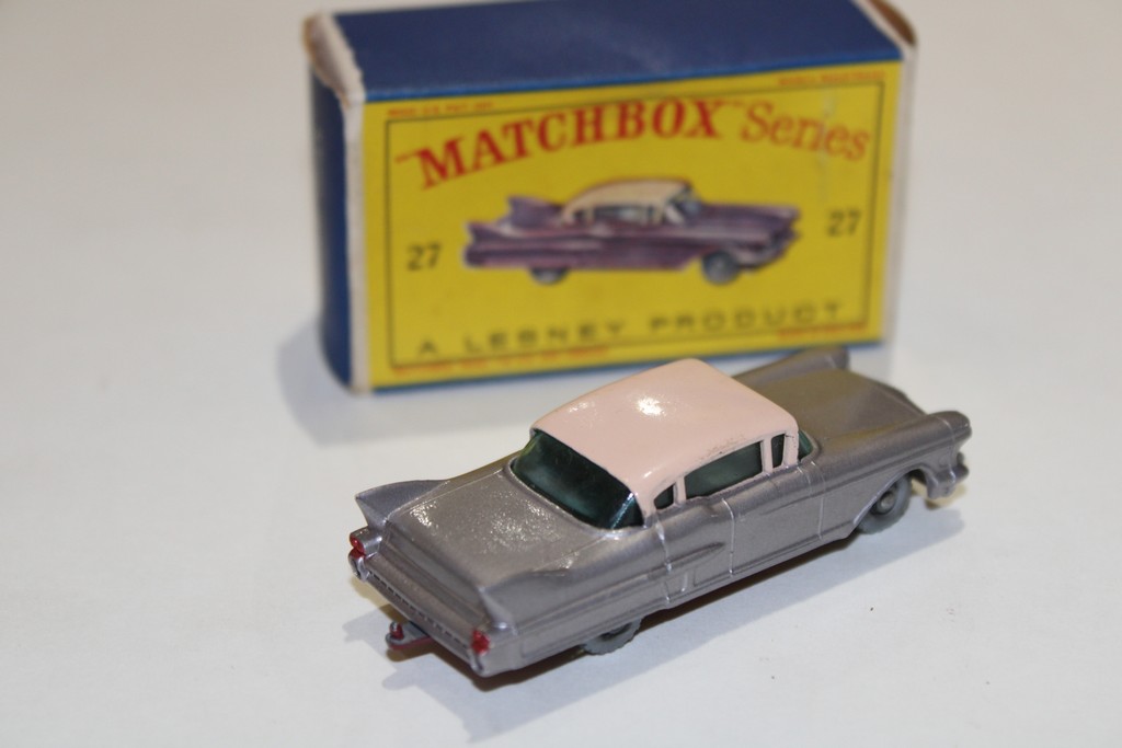 CADILLAC SIXTY SPECIAL MATCHBOX 1/64°
