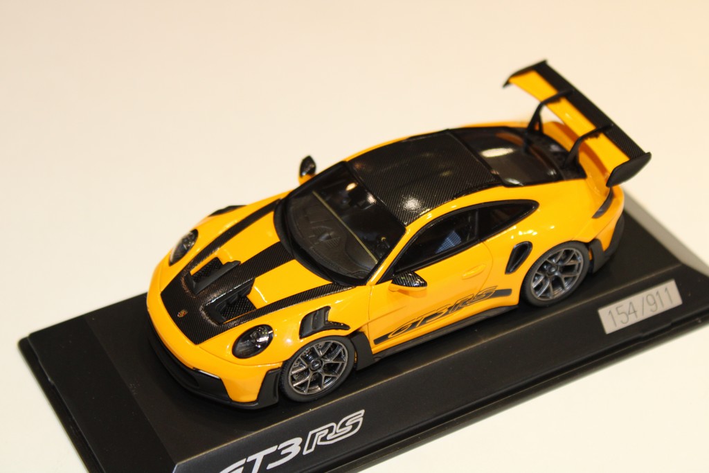 PORSCHE 911-992 GT3 RS WEISSACH PACKAGE 2023 JAUNE SIGNAL SPARK 1/43°