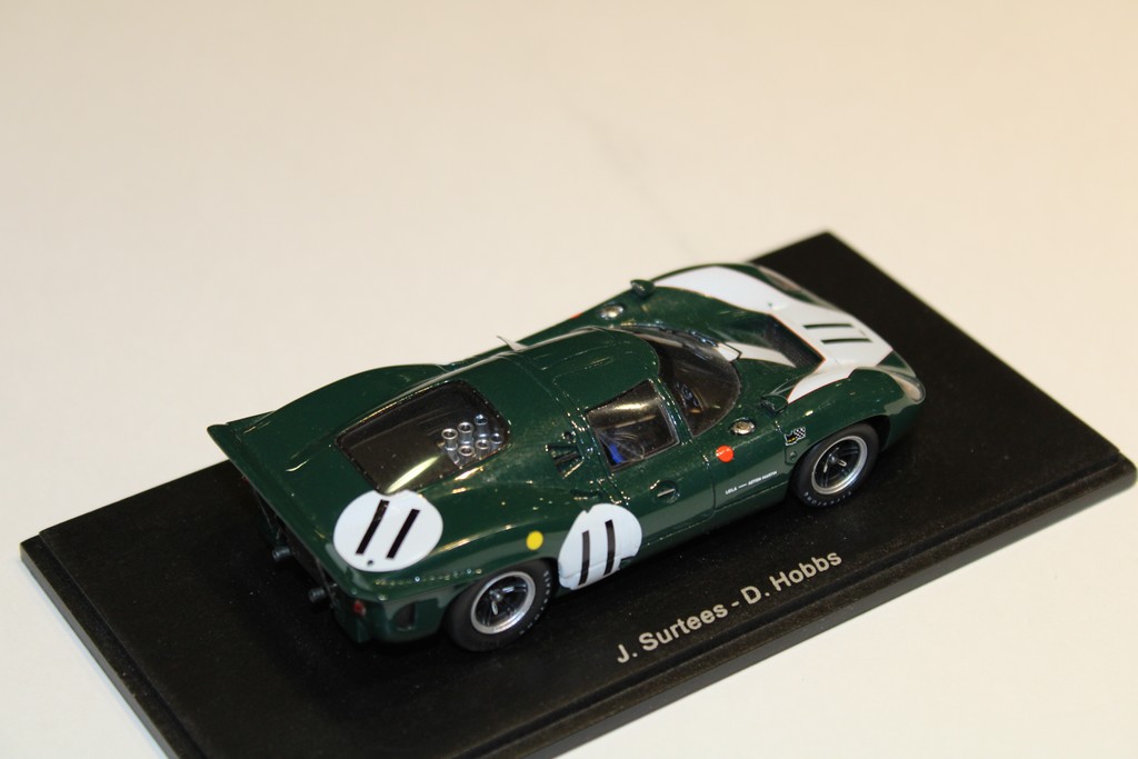 LOLA T70 MK2 ASTON MARTIN N°11 LM 1967 - SPARK 1/43