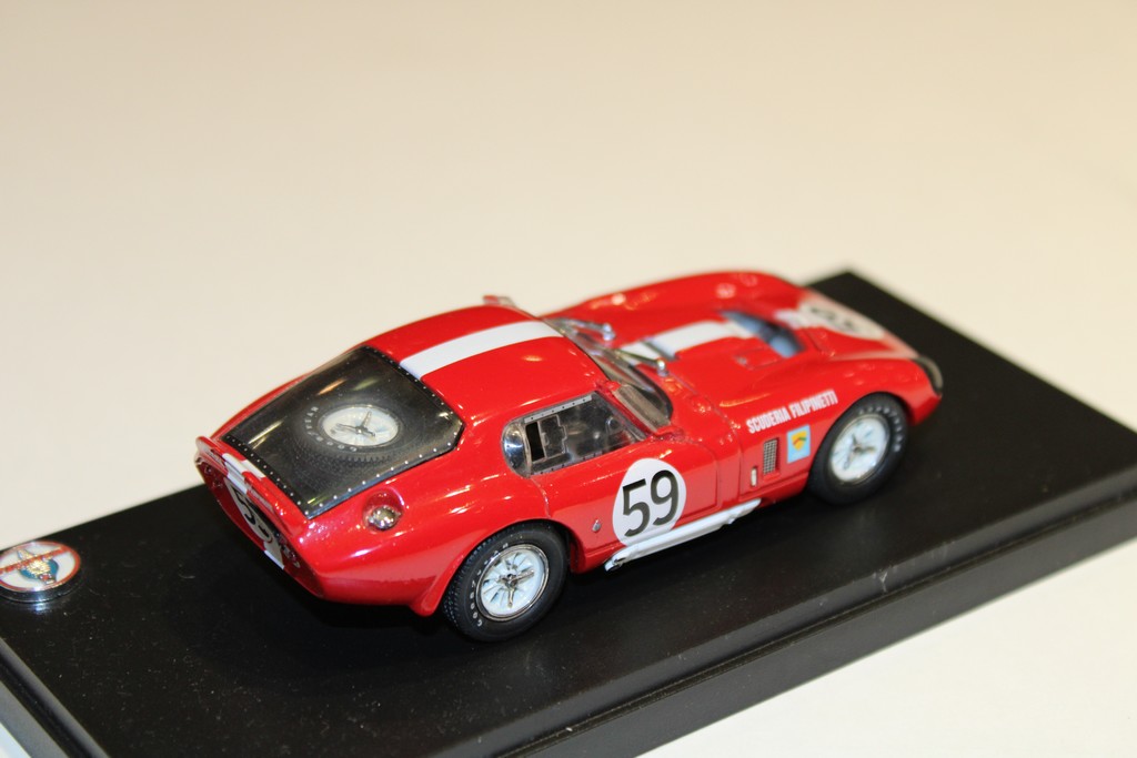 COBRA DAYTONA COUPE LE MANS- KYOSHO 1/43