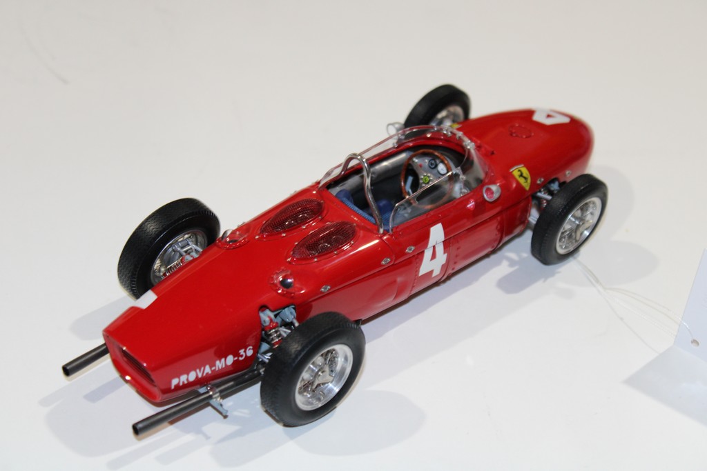 FERRARI DINO 156 F1 SHARKNOSE GP BELGIQUE 1961 PHIL HILL CMC 1/18°
