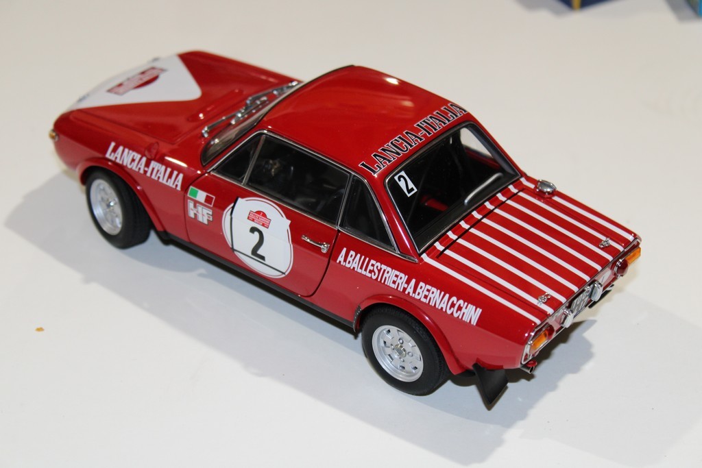 LANCIA FULVIA N°2 RALLY SANREMO WINNER 1972 AUTO ART 1/18°